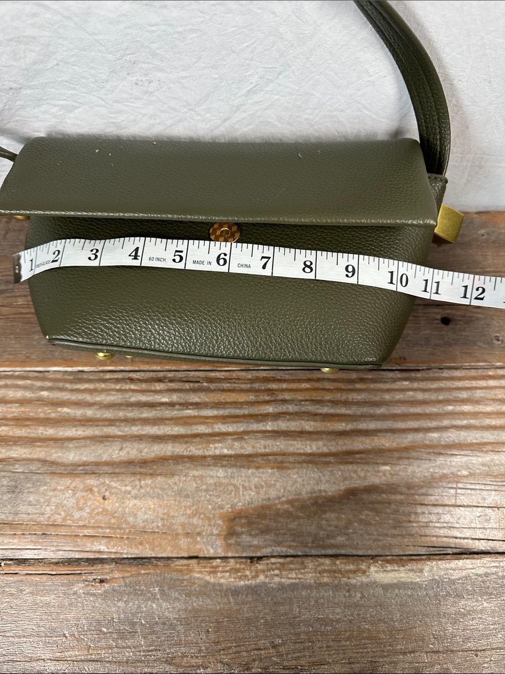 Structured Olive Shoulder Bag with Gold Accent - Picture 4 of 7